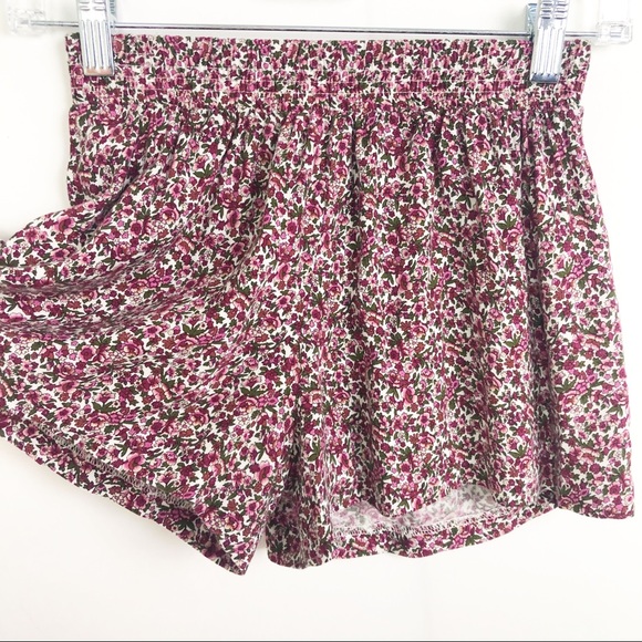 Urban Outfitters Floral Print Stretch Waist Shorts - Picture 4 of 4